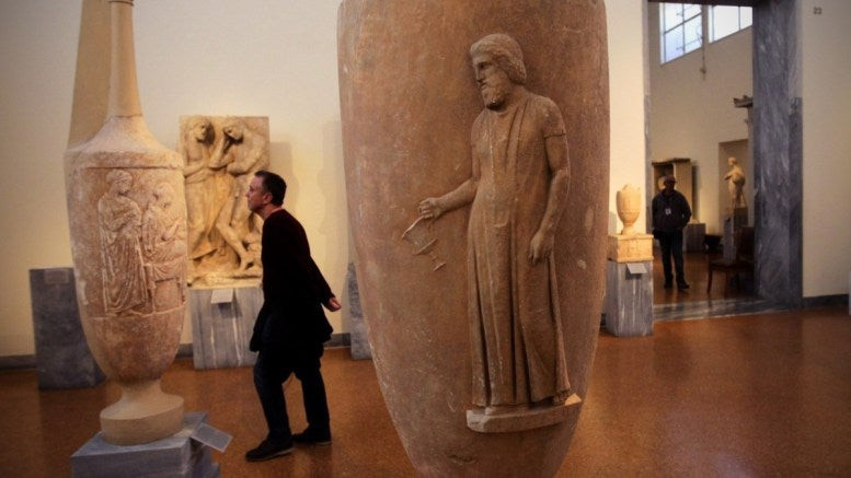 Δεν έχουν ιερό και όσιο: Κλεμμένες ελληνικές αρχαιότητες σε έκθεση στο Λονδίνο!